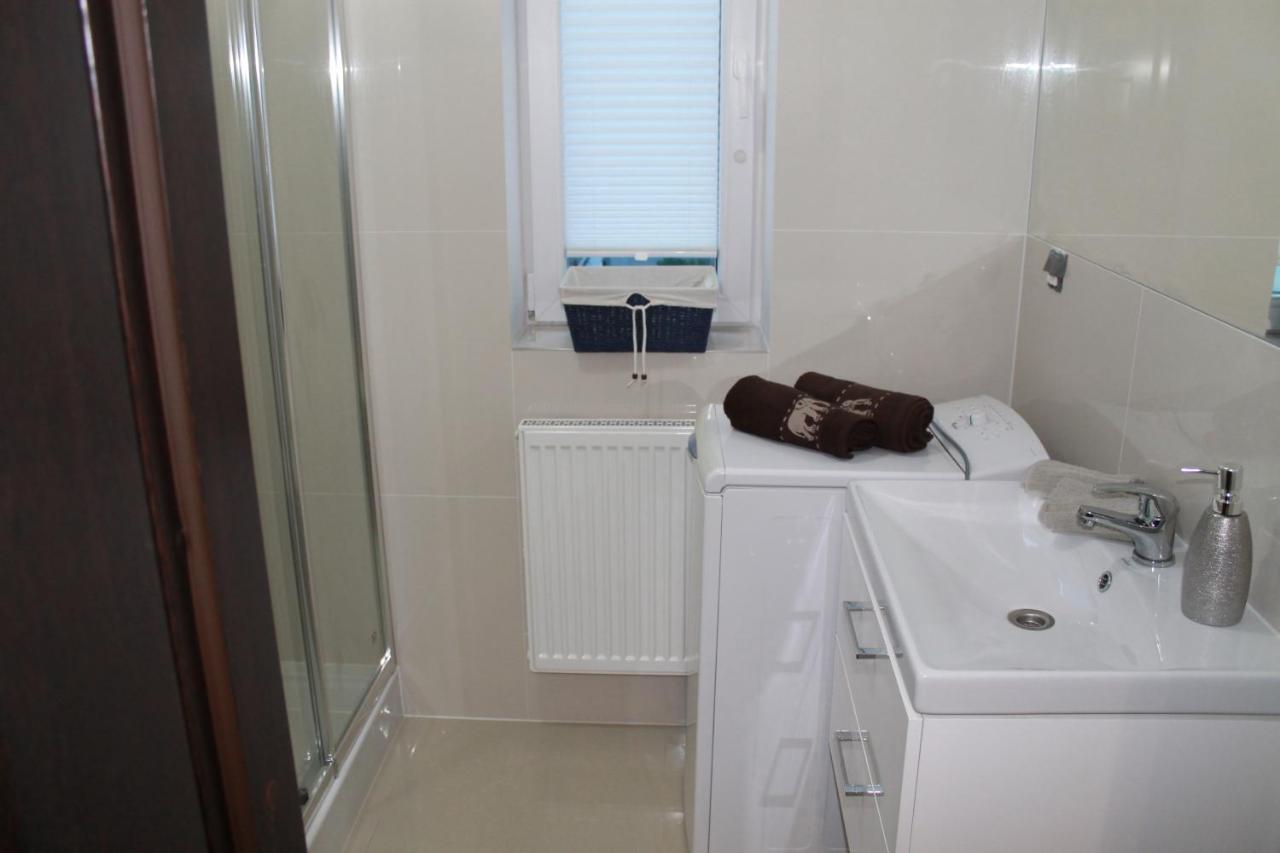 Apartament Antoniukowska 60 เบียวิสตอก ภายนอก รูปภาพ